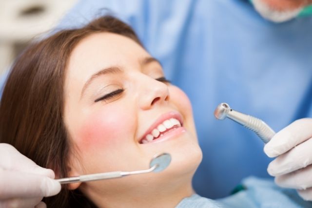 虫歯を削らずクスリで治す歯科治療なら高松市の吉本歯科医院